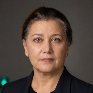 Photoreal portrait of Margot, Chief of Staff